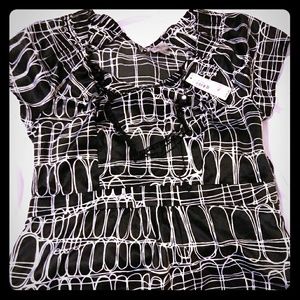 Black and white graphic blouse